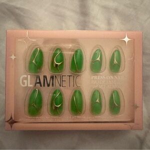Glamnetic Green Press-On Nails